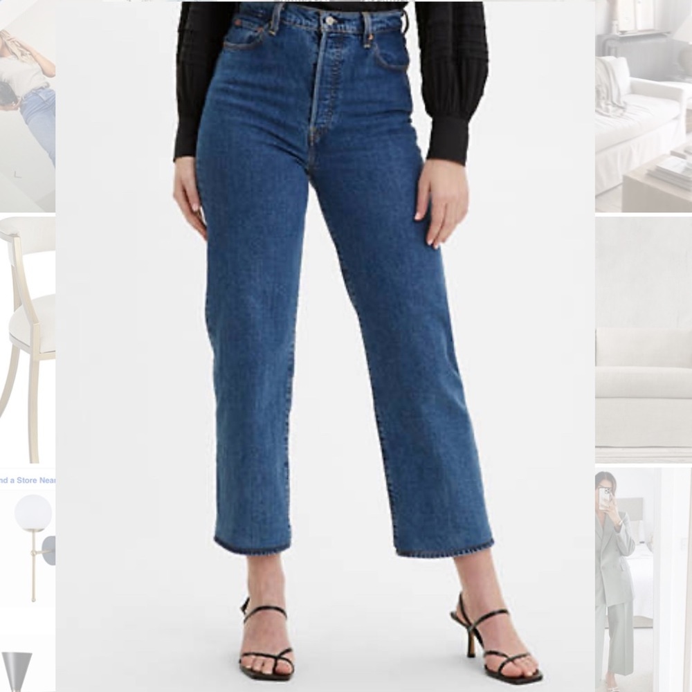 Levi’s Ribcage Straight Medium wash ankle/ cropped